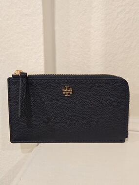 Brand New Navy Tory Burch With Gold Logo Wallet
